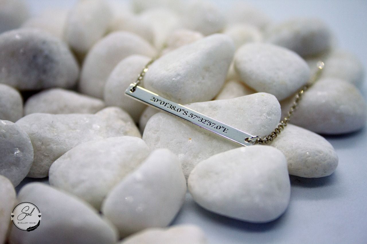 vertical bar necklace